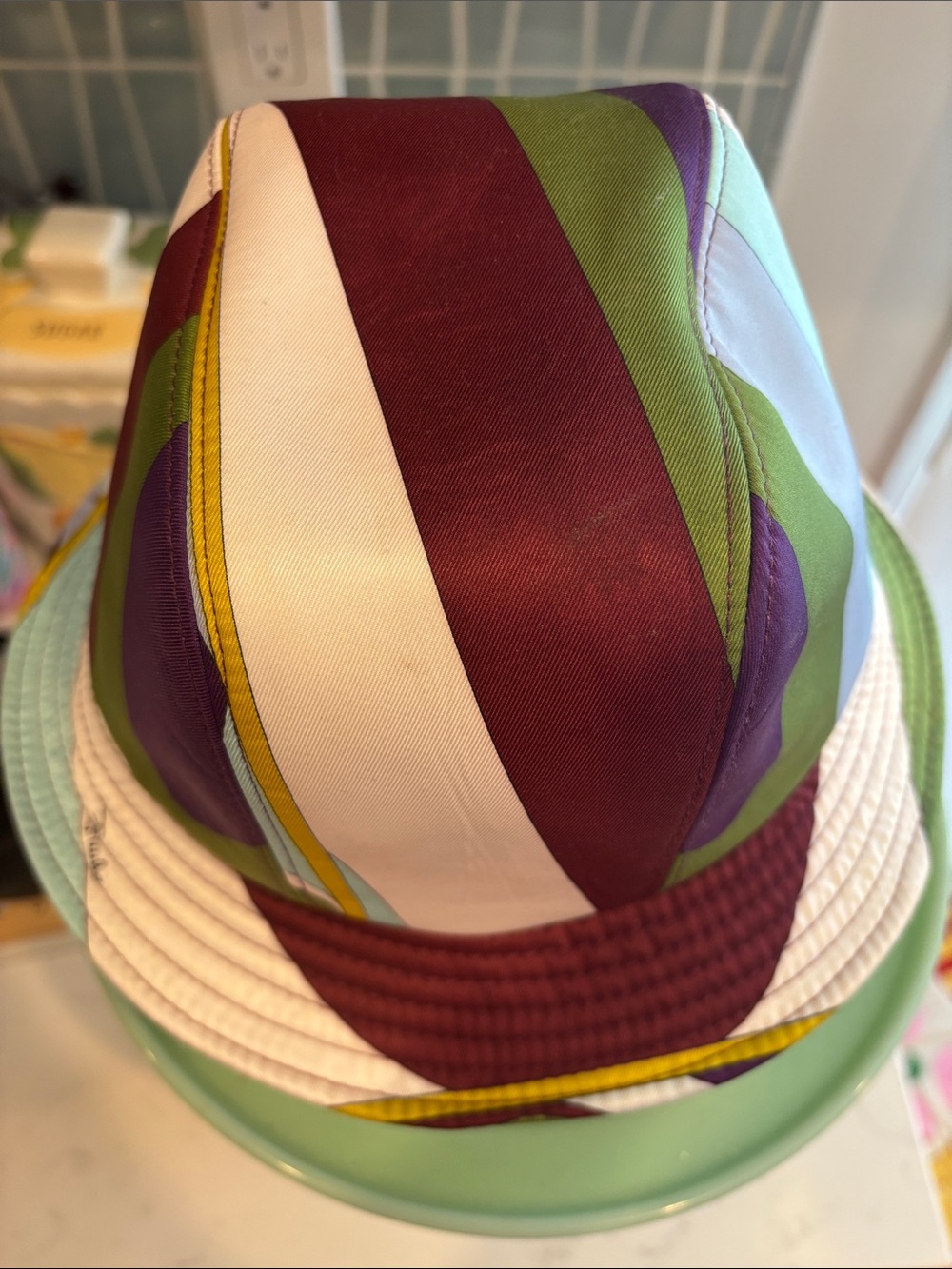 Vintage pucci bucket hat w original neiman marcus store tags! - Picture 3 of 6